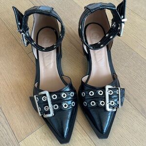 Ganni double buckle open cut pump